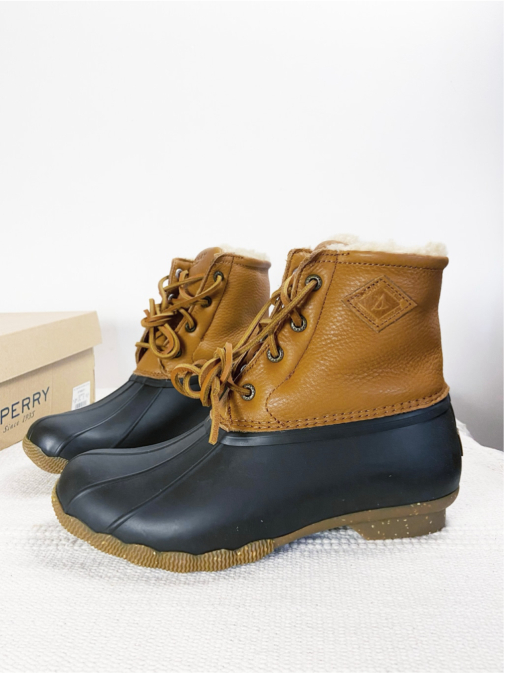 Sperry Duck Boots Saltwater Winter Lux Tan Leather Womens 6.5 Winter New in Box